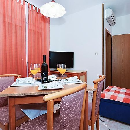 Apartments Lucija Sukošan 外观 照片