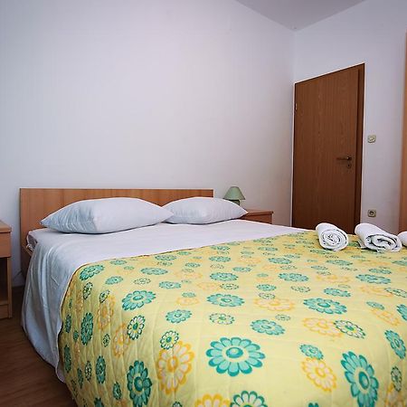 Apartments Lucija Sukošan 外观 照片