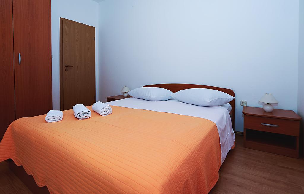 Apartments Lucija Sukošan 外观 照片