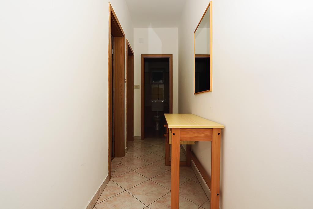 Apartments Lucija Sukošan 外观 照片